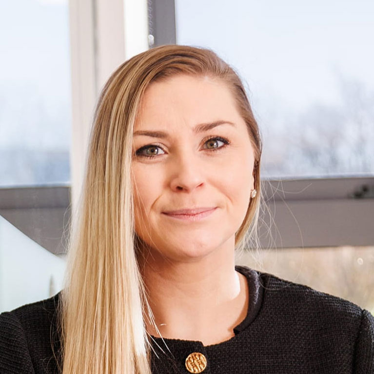 Georgina Stone